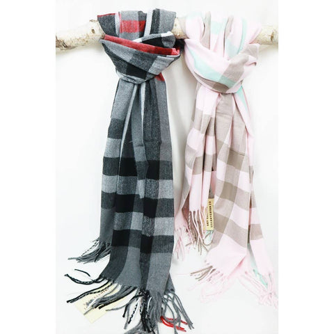 Wool Plaid Cashmere Scarf With Tassel: BLACK / ONE