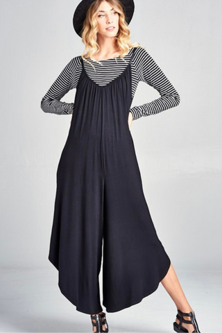 Solid Jumper with Pockets (Black)